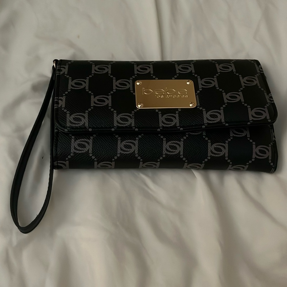 BeBe Los Angles wallet
